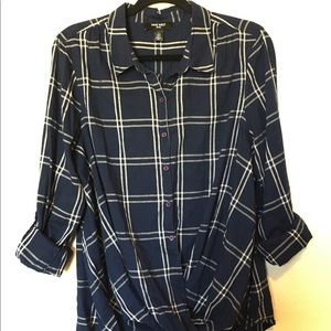 30%OFF Nine West Women’s plaid blouse size large